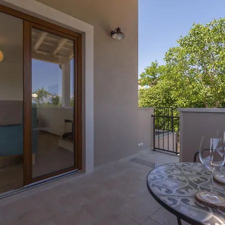 Skraline For 6 People Near Umag With Salt-water Private Pool * Krasica