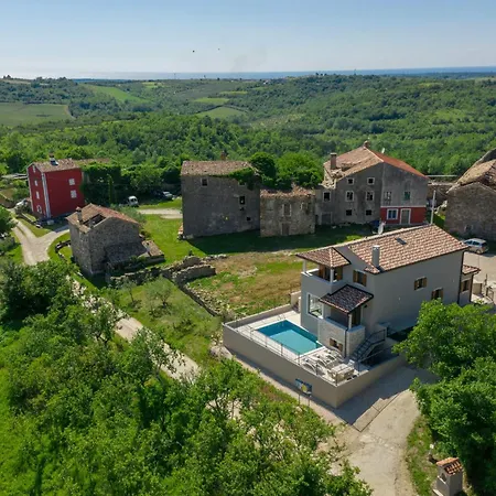 Skraline For 6 People Near Umag With Salt-water Private Pool ヴィラ Krasica