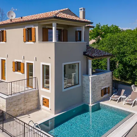 Skraline For 6 People Near Umag With Salt-water Private Pool Villa
